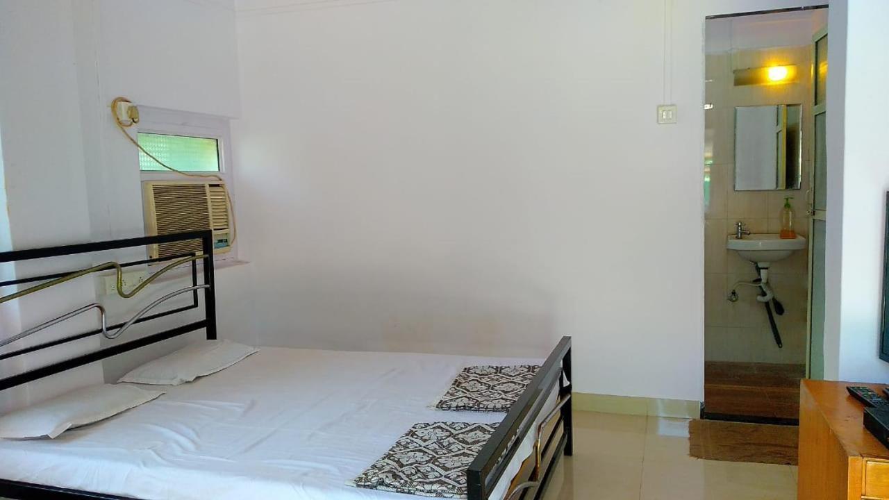 Akshi Villa Alībāg Buitenkant foto